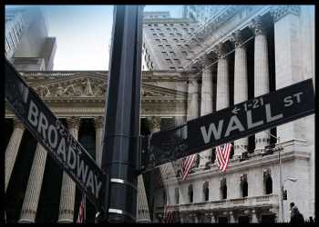 Bargain Hunting Contributing To Rally On Wall Street