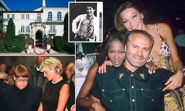 JONATHAN MAYO gives a minute-by-minute account of Versace&apos;s death