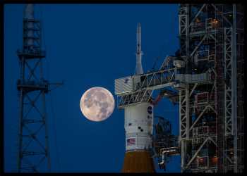 Launch Of NASA’s Giant Moon Rocket Running Late Due To Engine Issue