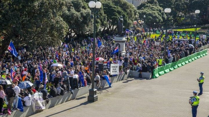 ‘Is anybody coming out?’ Protest ‘people’s court’ fizzles out ‘Is anybody coming out?’ Protest ‘people’s court’ fizzles out