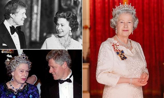 Presidents Bill Clinton, Carter, and Bush pay tribute to the Queen