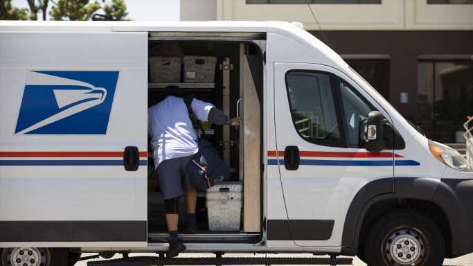 U.S. Postal Service Loses $473 Million