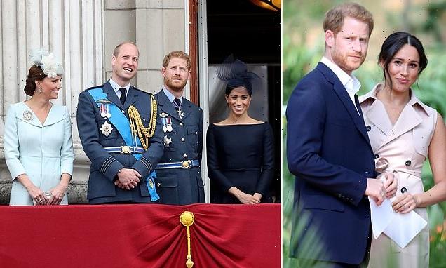 &apos;Apologise!&apos; Prince Harry demands Royal Family say sorry to Meghan