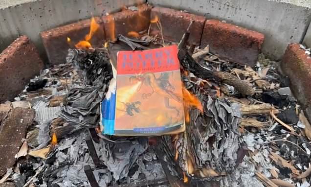 JK Rowling ridicules Australian campaigner over Harry Potter book burn