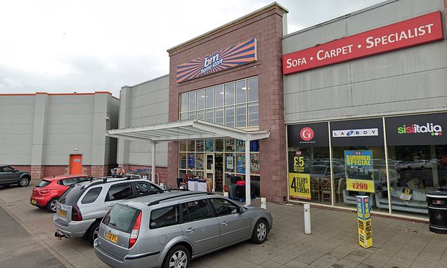 Major retailer closing several shops within weeks – see full list