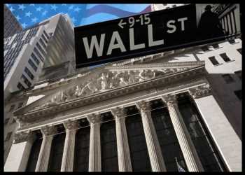 U.S. Stocks Finish Choppy Trading Day Slightly Higher