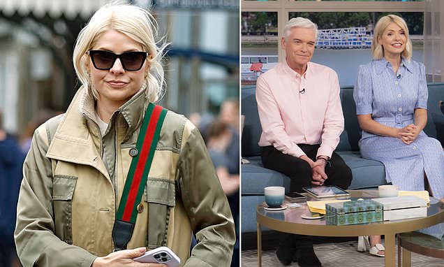 Holly &apos;in talks&apos; as Phillip Schofield&apos;s This Morning future at risk
