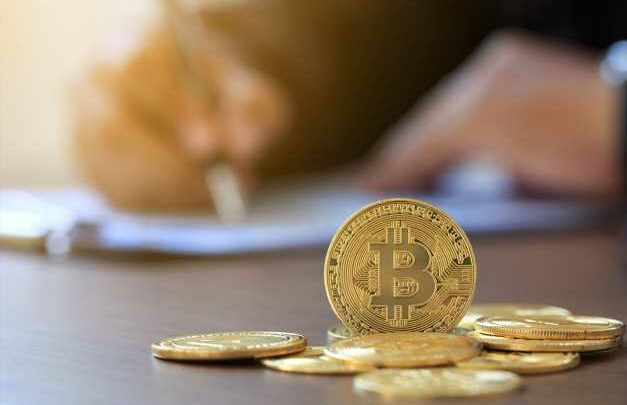 Institutional Investors Flock To Bitcoin: A Paradigm Shift?