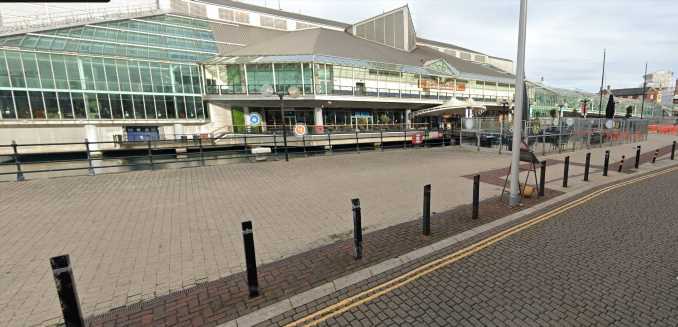 Mystery as body found in water next to Princes Quay shopping centre as Hull cops probe 'unexplained' tragedy | The Sun