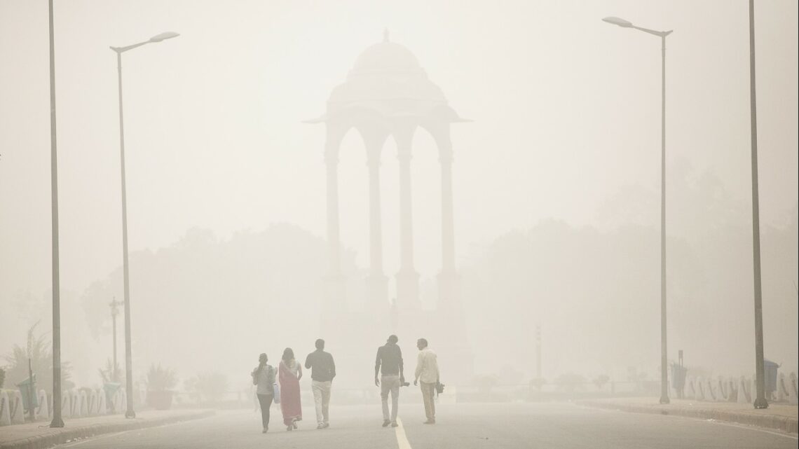 Breathing Polluted Air Shortens Life Expectancy by More Than Smoking