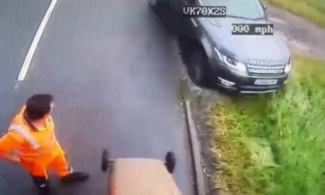 Moment impatient driver&apos;s attempt to overtake bin lorry backfires