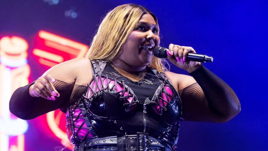 “Too Outrageous Not To Be Addressed”: Lizzo Responds To Sexual Harassment & Discrimination Allegations